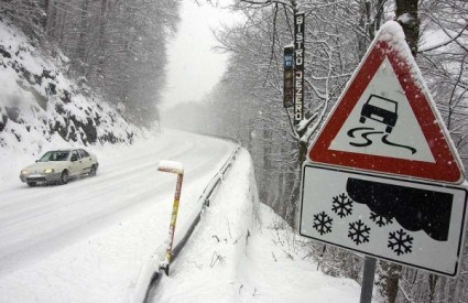Photo PU_SiM/Vijesti/2015/snijeg znak.jpg